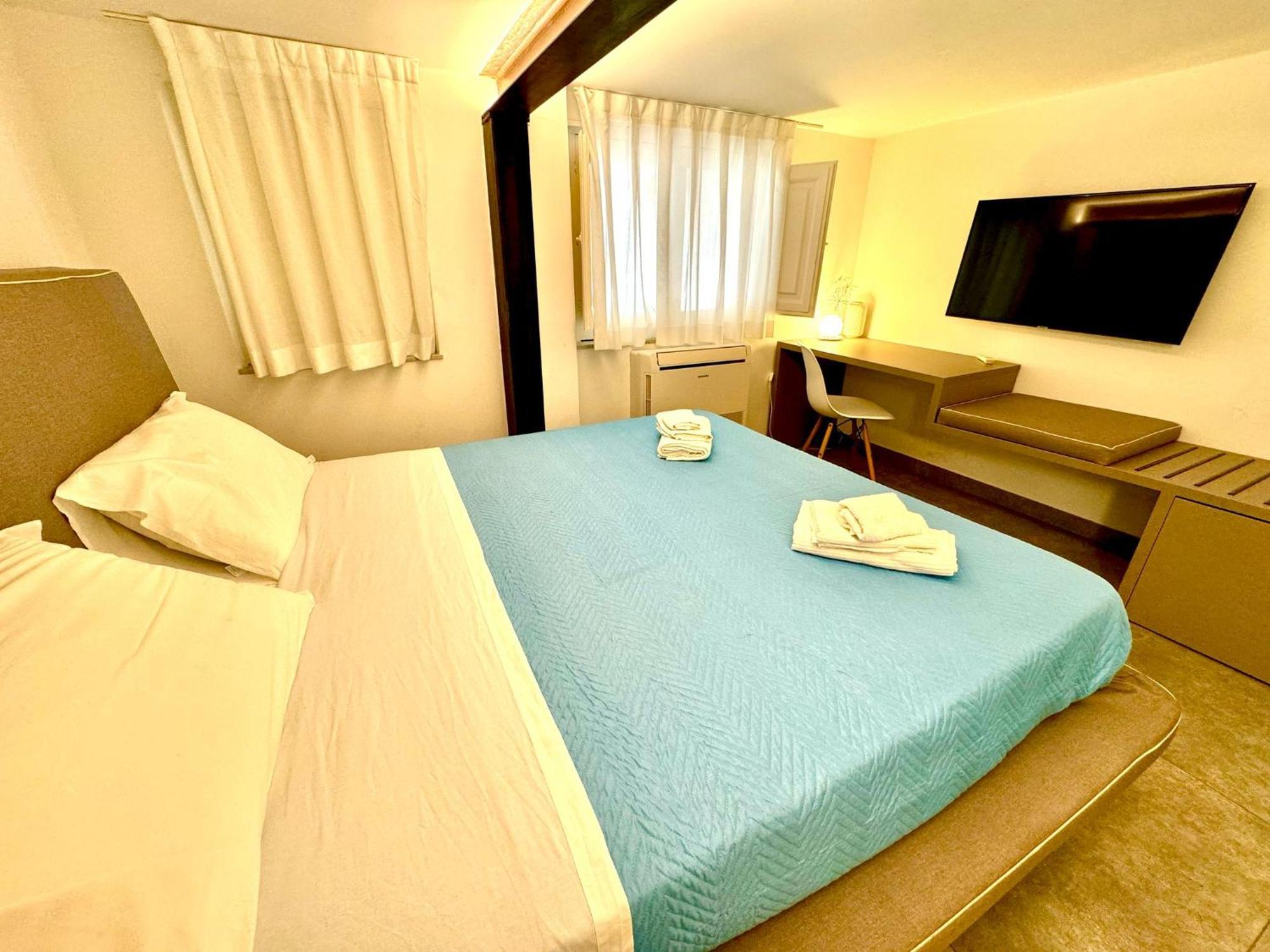 Cortile Nobile Luxury Suites Катания Экстерьер фото