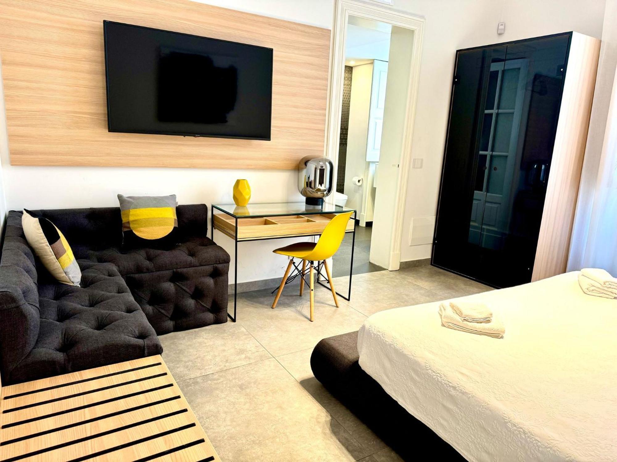 Cortile Nobile Luxury Suites Катания Экстерьер фото